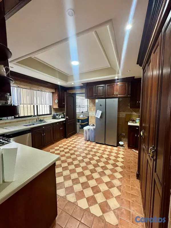 apartamentos - Apartamento de 300 Metros en alquiler En Piantini, 9