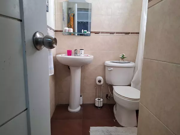 apartamentos - Vendo apartamento en el Cacique 8