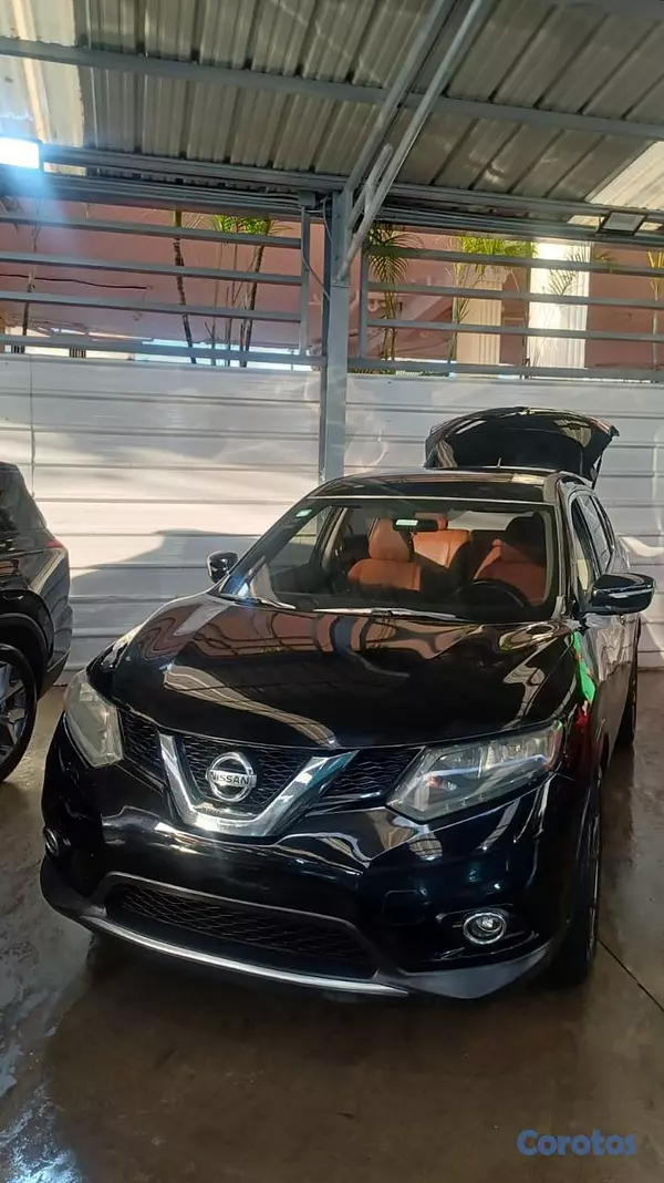 jeepetas y camionetas - Nissan Rogue 2014 SV - De oportunidad  4