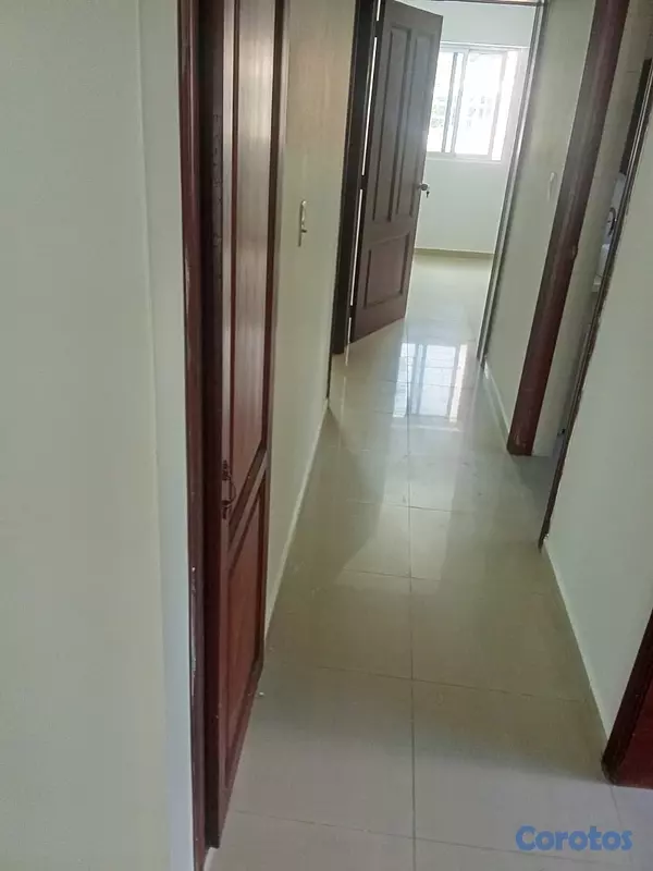 apartamentos - Apartamento en alquiler en Bella Vista 2do piso con Terraza.  2