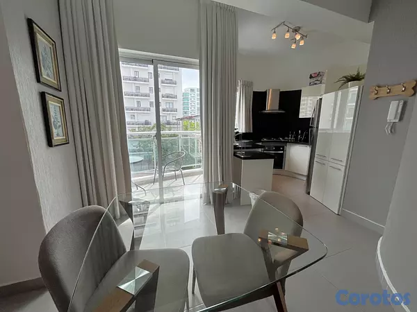 apartamentos - Apartamento en Alquiler en Piantini Amueblado de U 2