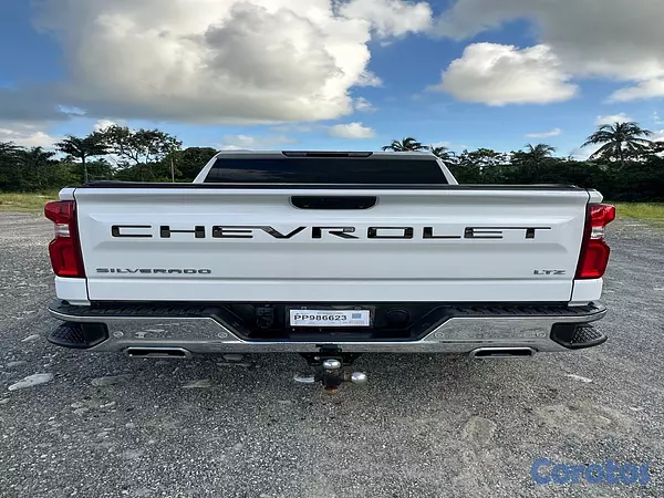 jeepetas y camionetas - Chevrolet Silverado 2023 diesel 3