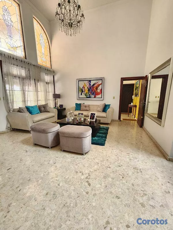penthouses - Vendo Penthouse en la Av. Anacaona. 5