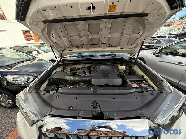 jeepetas y camionetas - Toyota 4Runner SR5 2014 4