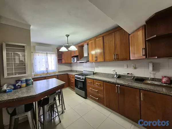 apartamentos - Apartamento de 2 Niveles En Los Restauradores 3