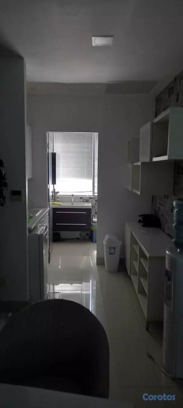 oficinas y locales comerciales - Oficina Totalmente Amueblada En Alquiler En Plaza  5