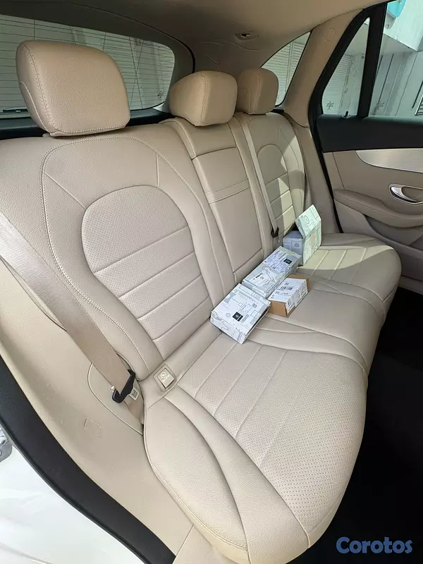 jeepetas y camionetas - Mercedes-Benz GLC 200 2020 AMG| 24,353 km | Como N 9