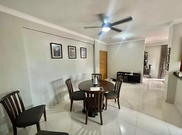 apartamentos - Vendo apto urbanización Fernández US 198,000Mantenimiento $ 4000 125 mts. 3HB 6