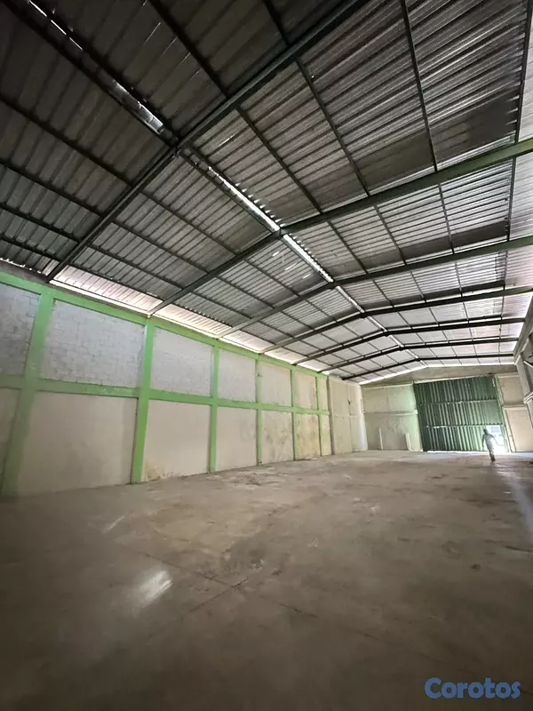 oficinas y locales comerciales - NAVE COMERCIAL 2