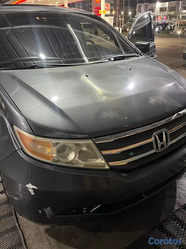 jeepetas y camionetas - Honda Odyssey 2011 Touring  3