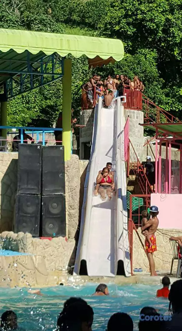 negocios en venta - varnerio o parque de diversion 7