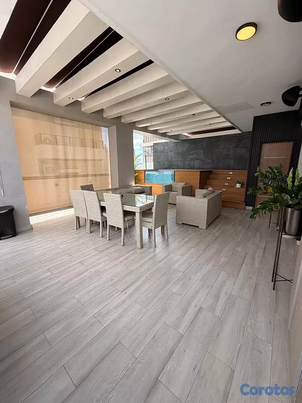 apartamentos - Penthouse con jacuzzi privado, 4 habitaciones, 3 parqueos  18