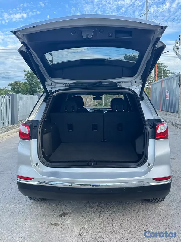 jeepetas y camionetas - Chevrolet Equinox LT AWD 2020 8