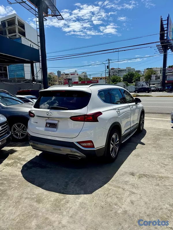 jeepetas y camionetas - Hyundai Santa Fe 2020 7