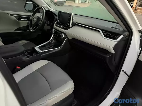 jeepetas y camionetas - toyota rav4 2021 limited  4