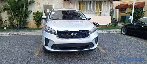 jeepetas y camionetas - Kia Sorento LX año 2020 4