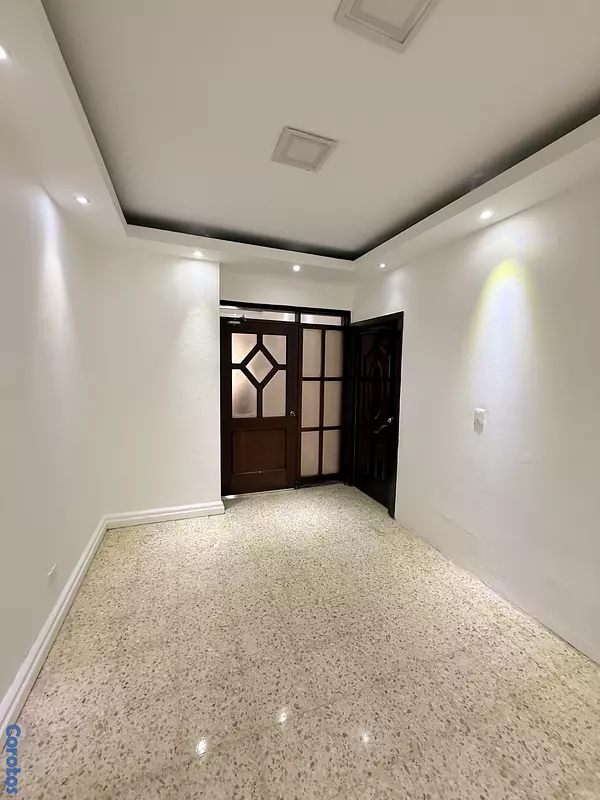 oficinas y locales comerciales - 🚀 ¡Local comercial premium en Gazcue disponible para renta! 🏢
 3