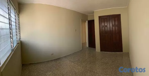 casas - CASA DE DOS NIVELES EN VENTA  Los Restauradores (Cerca de Jumbo Luperón) 5