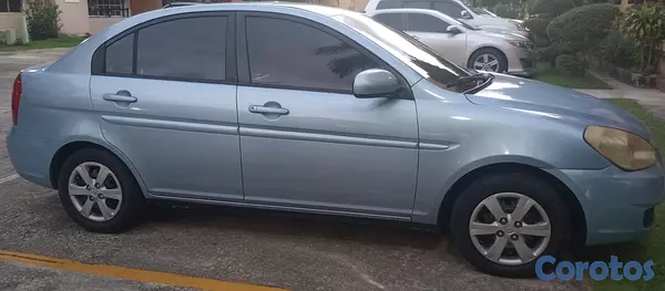 carros - Hyundai Accent 2011 2