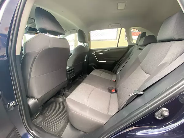 jeepetas y camionetas - Toyota rav4 2022 xle 4