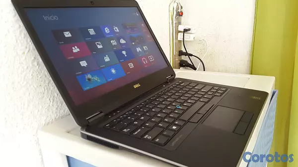 computadoras y laptops - Dell Slim 14 Pulg Core i7 Ram 12gb Disco 256gb Solido Video 6gb 3