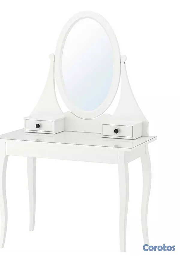 muebles y colchones - Precioso Vanity para embellecer tus espacios , tiene el cristal y taburete .  2