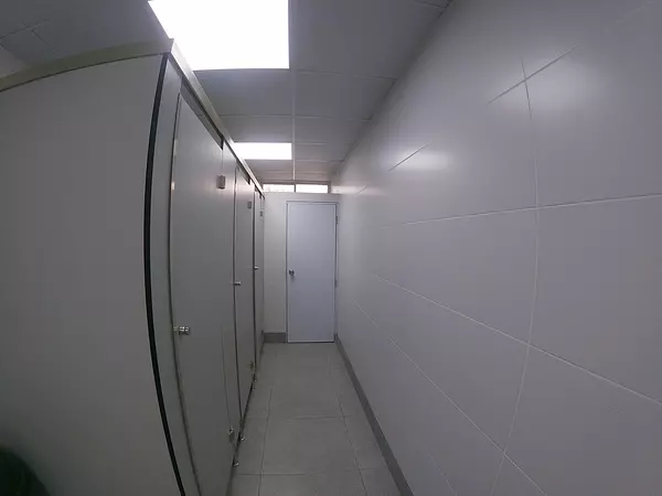 oficinas y locales comerciales - Alquilo Local 109 mts  3er piso  27 febrero  proximo a la tiradentes  7