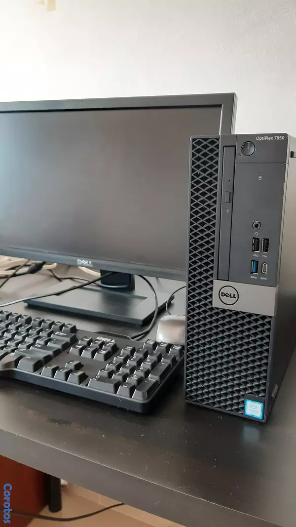 computadoras y laptops - Computadora Dell de escritorio, procesador i5, 8gb de RAM, 1tb de memoria 5
