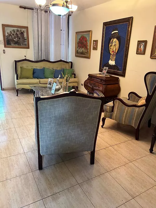 casas - Vendo casa en la Av. Independencia  2