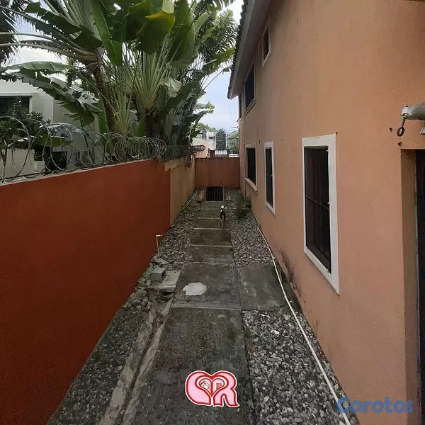 casas - SE ALQUILA CASA DE DOS NIVELES EN EL SECTOR ENSANCHE JULIETA  17