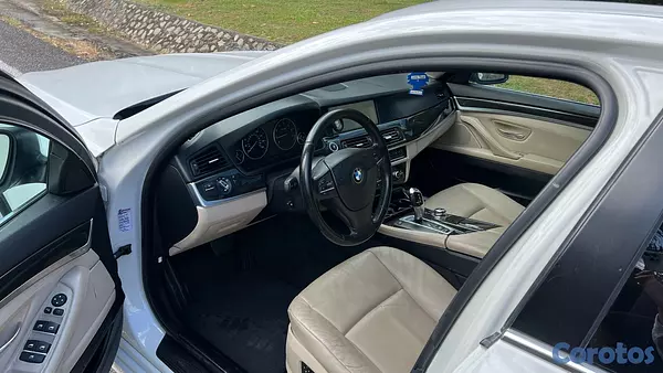 carros - BMW 528i 2011  10