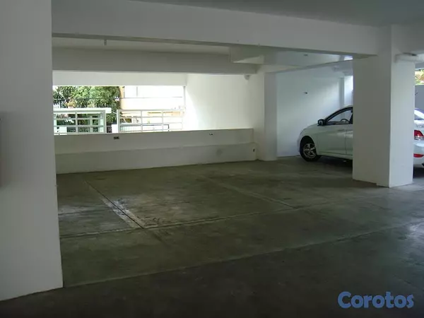 apartamentos - vendo Apartamento en Bella Vista, Distrito Nacional  8