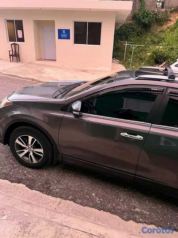 jeepetas y camionetas - Toyota rav4 2017 xle  15