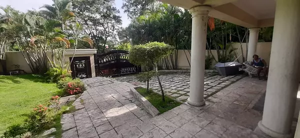 casas - Se vende casa en Arroyo Hondo III 9