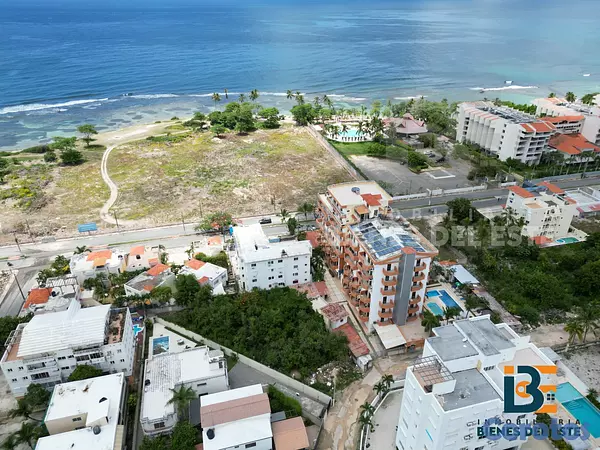 solares y terrenos - VENDE Excelente Solar con 1,024 metros en el CENTR 8