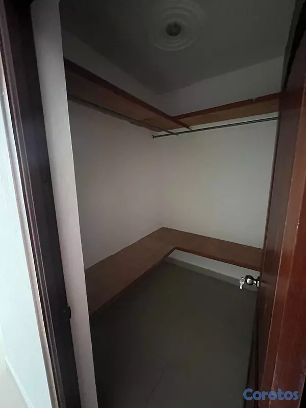 apartamentos - Amplio Apartamento en Alquiler – Bella Vista. 6to nivel. 5