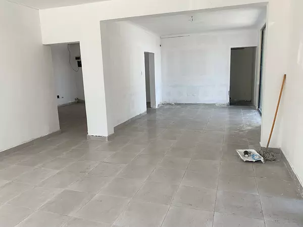 oficinas y locales comerciales - Local en naco  6