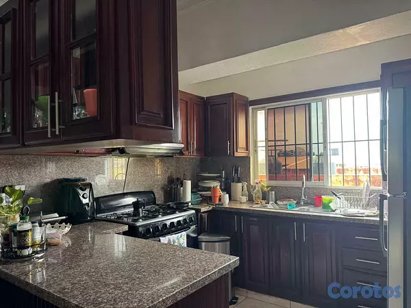 apartamentos - Ven y visita este Hermoso Apto que está ubicado en la. Av.Cayetano Germosèn  9