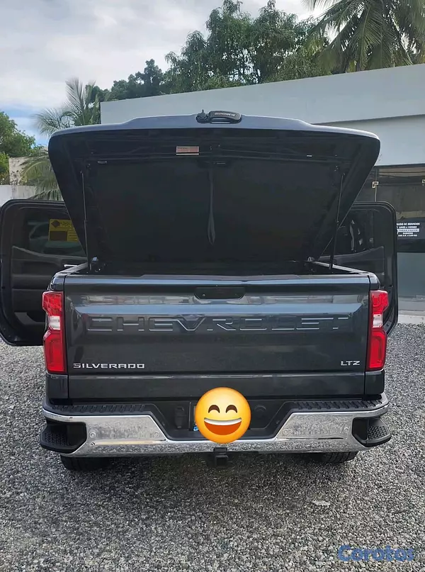 jeepetas y camionetas - CHEVROLET SILVERADO DURAMAX DIESEL 2020 5