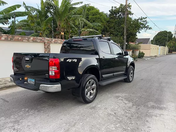 jeepetas y camionetas - chevolet colorado 2022 3