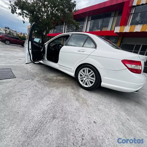 carros - BUSCAS UNA OPORTUNIDAD, TE TENGO UN MERCEDES BENZ 2007,10/10 y BUEN PRECIO 10