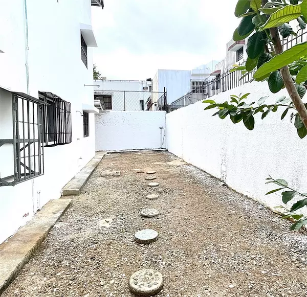 casas - Propiedad comercial en las praderas 2