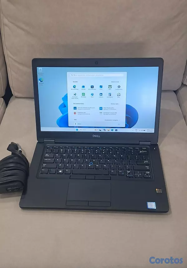 computadoras y laptops - Laptop Dell i5 8GB 256GB SSD M.2 2.6Ghz 5490 4
