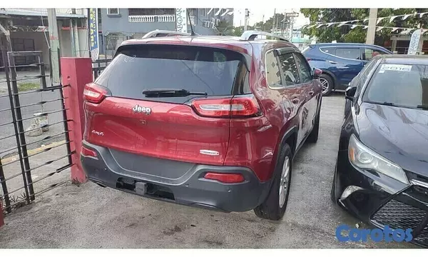 jeepetas y camionetas - Jeep Cherokee 2017 Gasolina 2