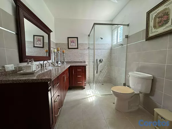 casas - Casa en Venta, Residencial Cerrado, Santiago. 10