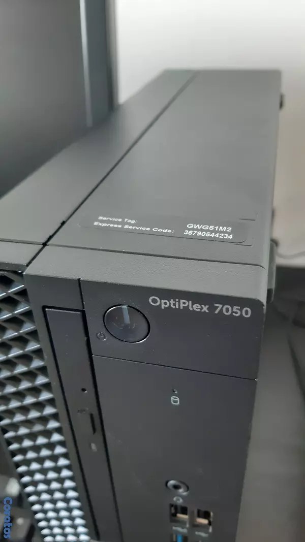 computadoras y laptops - Computadora Dell de escritorio, procesador i5, 8gb de RAM, 1tb de memoria 6