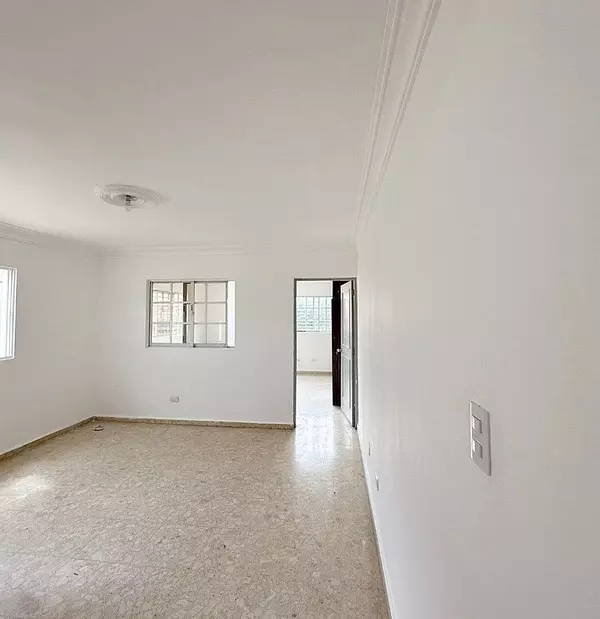 casas - Propiedad comercial en Alquiler  2