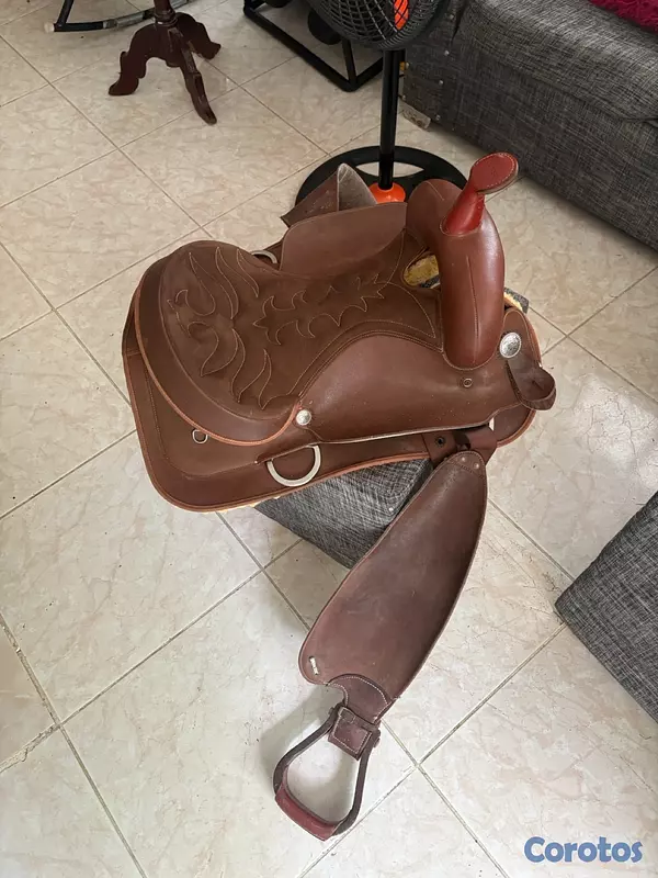 animales y mascotas - se venden de oportunidad  dos sillas de montar caballos!!!! a buen precio… 2