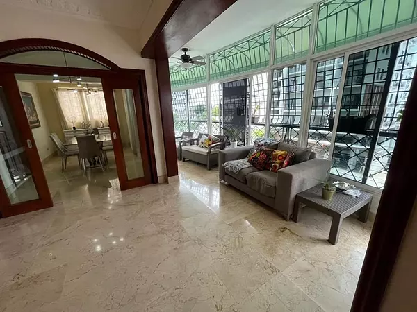 apartamentos - Vendo apartamento Ensanche nacoMetros.2323Hab, 2parqusd 10
