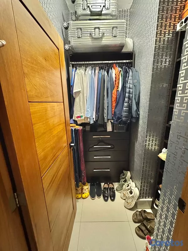 apartamentos - vendo urbanización real tres habitaciones con baño dos parqueos paralelos techa 14